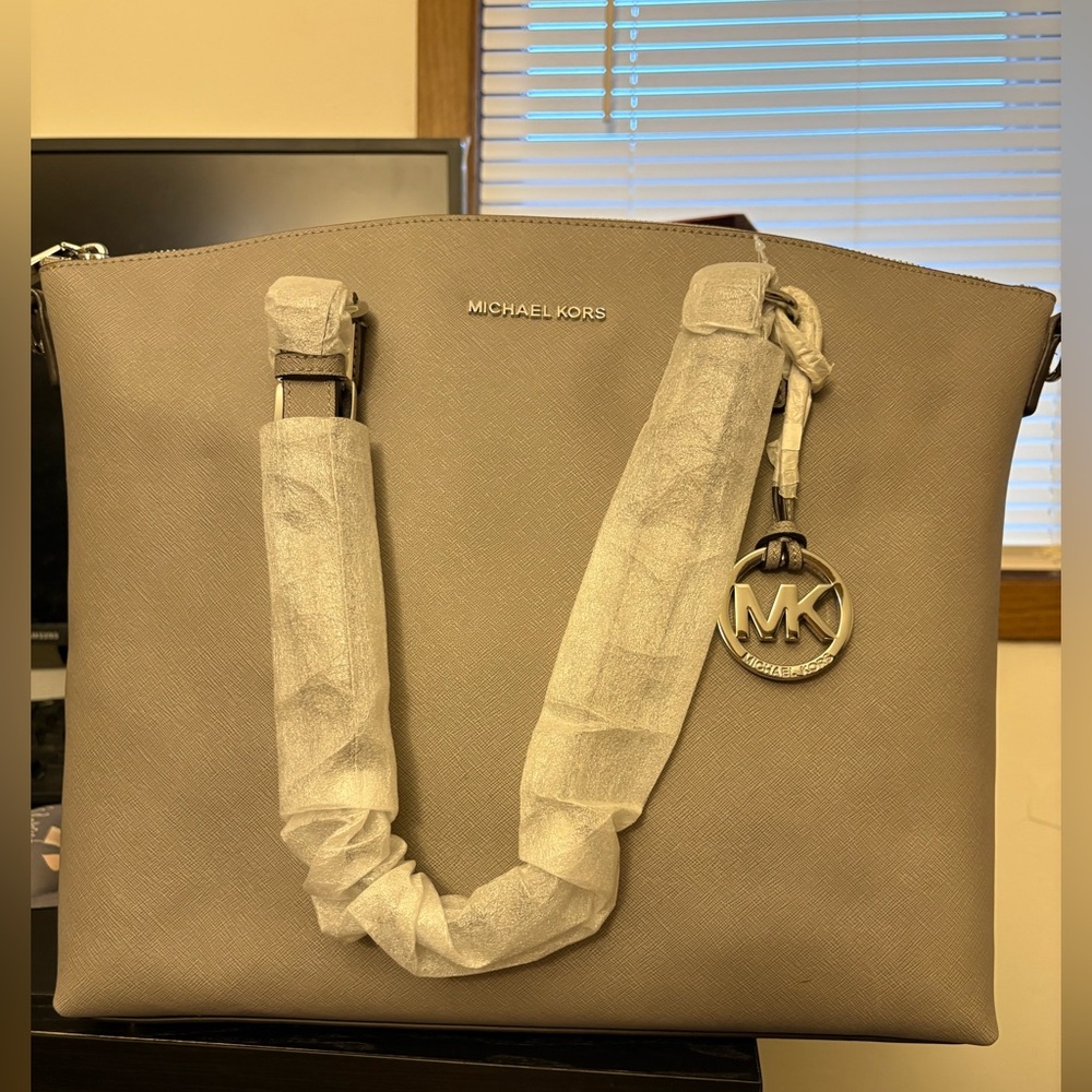 Karla Large Multi-Function Tote Pearl Gray/Silver NWOT